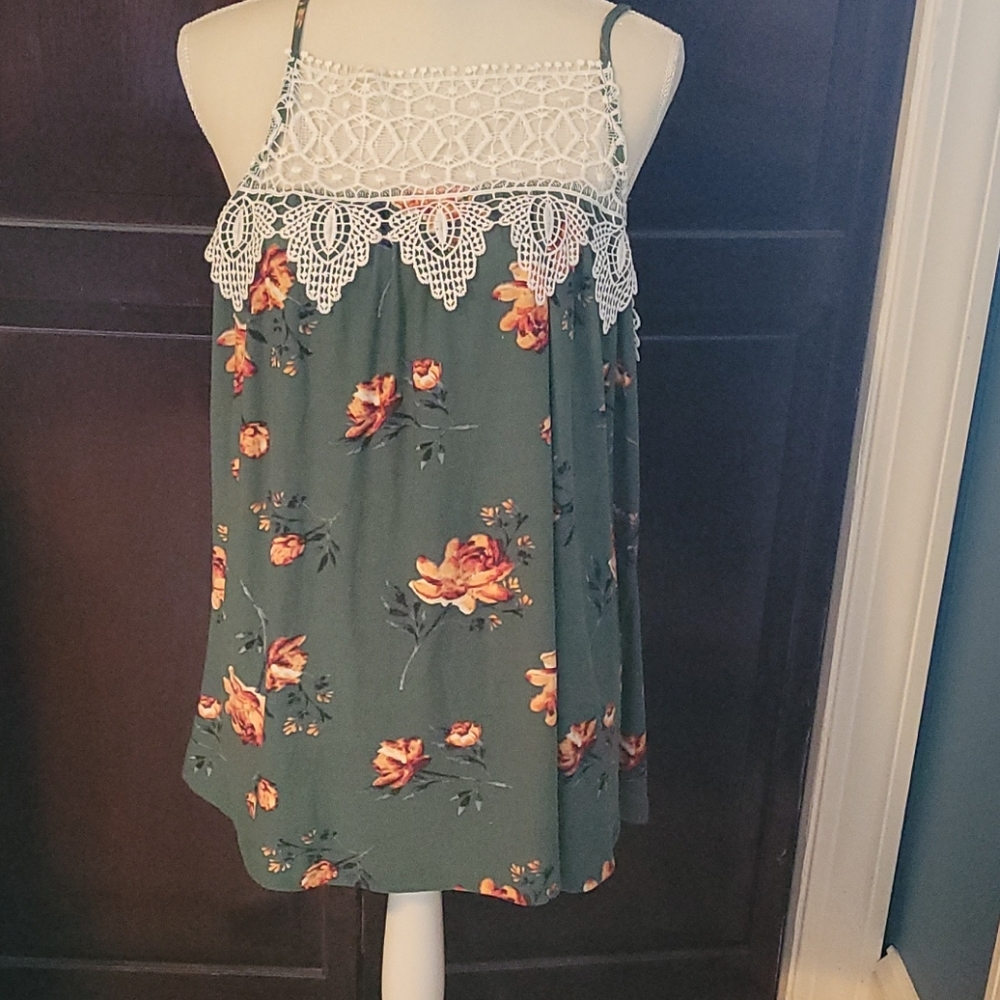 Stella Tweed Ladies Top